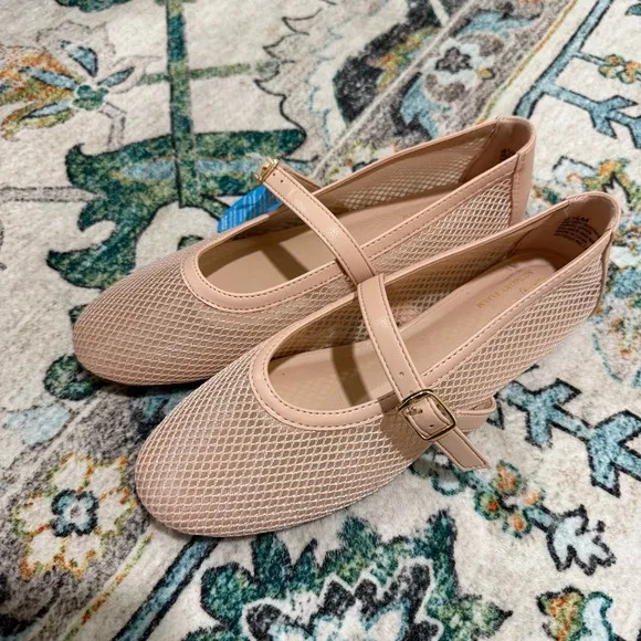 Seychelles NWT Pink Mesh Mary Jane Flats size 6.5