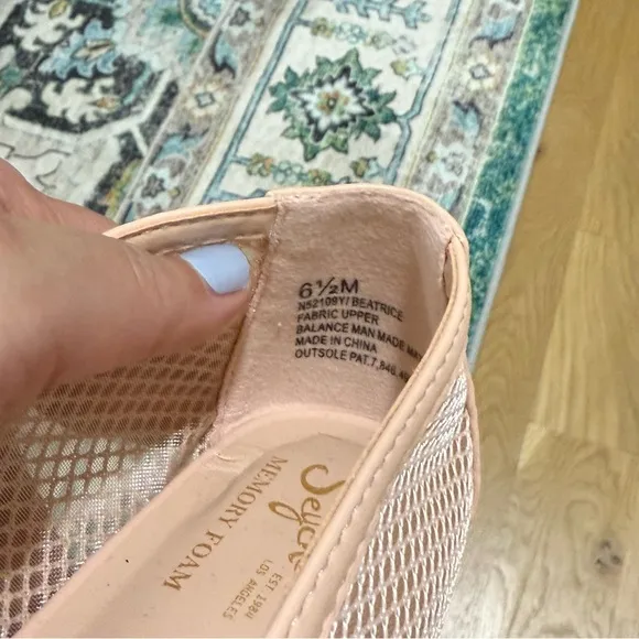 Seychelles NWT Pink Mesh Mary Jane Flats size 6.5