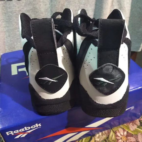 Shawn Kemp Reebok