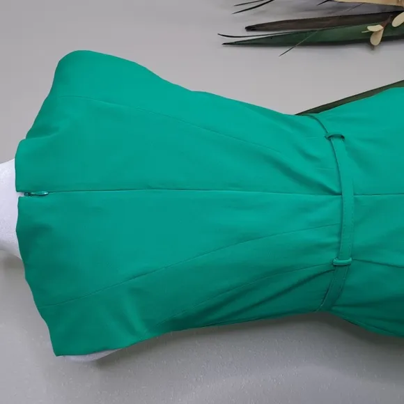 Shoshanna Belted Dress Women’s Sz 2 Green Emerald Pockets Boat Neck Lining Zip