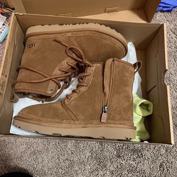 Size 3 youth UGG  Lace-up , new never worn
