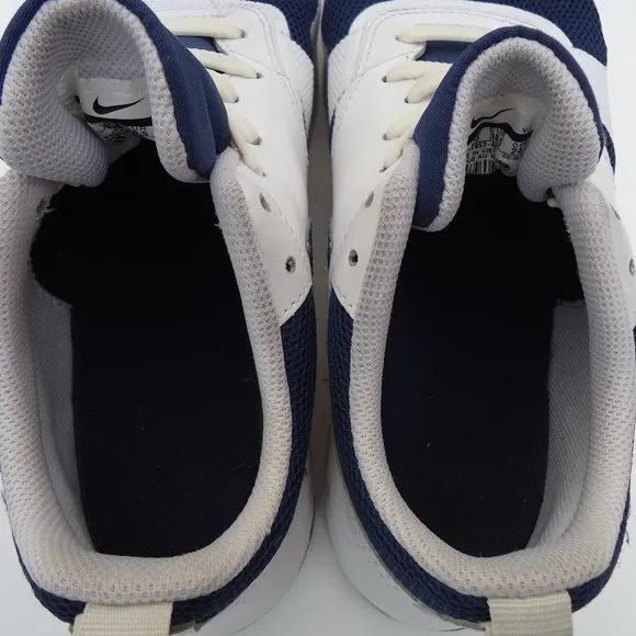 SIZE 6 Y. Nike NIKE AIR MAX Vision (GS) running sneakers shoes.
