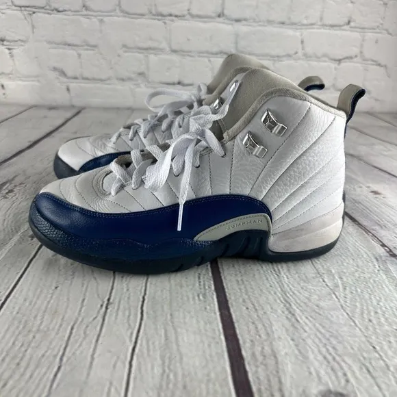 Size 7Y / 8.5 W🔥 Authentic Nike Air Jordan 12 Retro French Blue‎ 2016