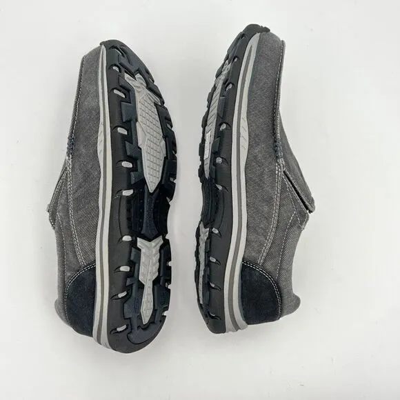 Skechers Shoes Men’s 8.5 Relaxed Fit Avillo Slip-On Sneaker Grey