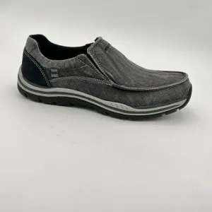 Skechers Shoes Men’s 8.5 Relaxed Fit Avillo Slip-On Sneaker Grey