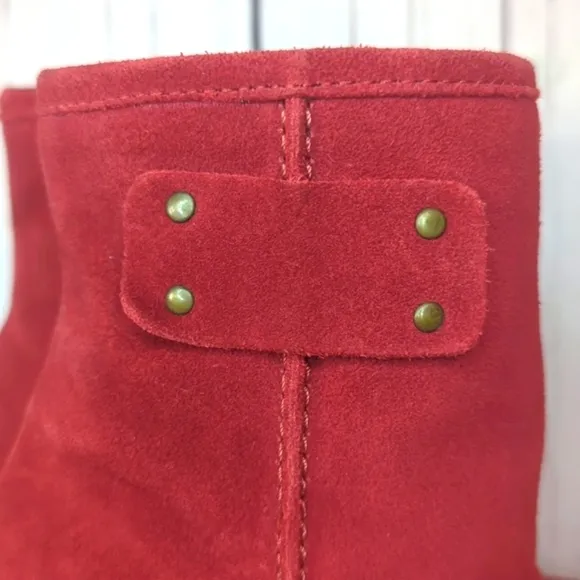 Sketchers SKCH   3 Short Red Suede Wedge Ankle Boot Booties Women's 5.5