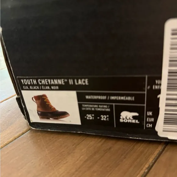 Sorel Cheyanne lace up boots