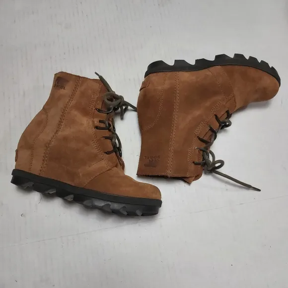 SOREL Girls Joan of Artic Wedges Size 2