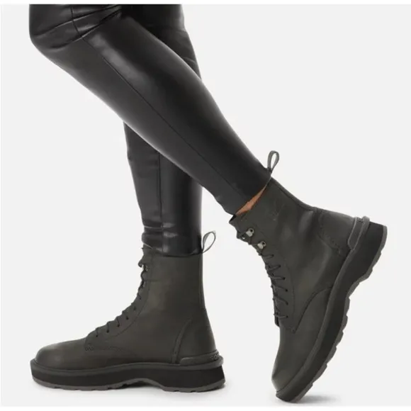 Sorel Hi Line Lace Up Boots Sz 8.5