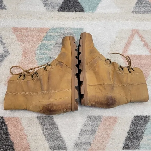SOREL Joan of Arctic Tan Leather Wedge Bootie Size 11