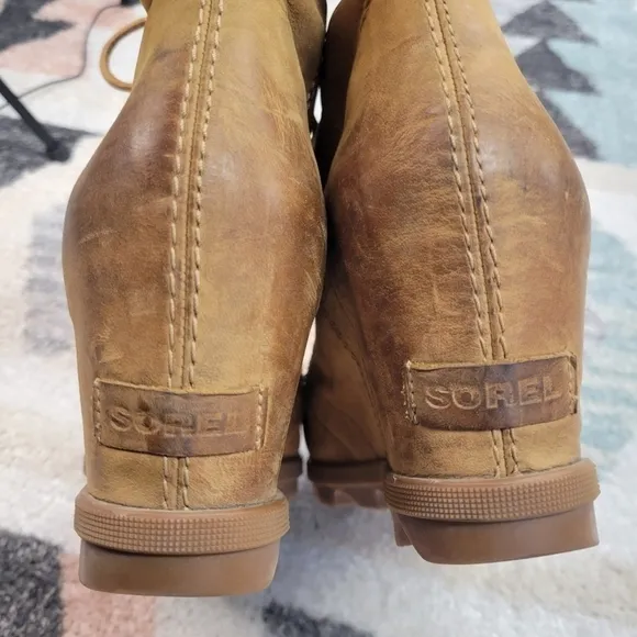 SOREL Joan of Arctic Tan Leather Wedge Bootie Size 11