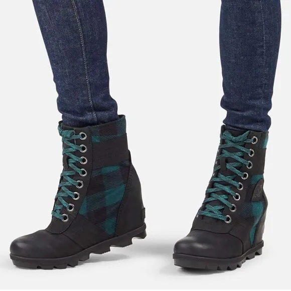 SOREL | Lexie Green Black Buffalo Plaid Wedge Leather Lace Up Boots A8