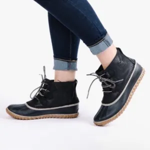 Sorel Out N About Leather Boots Lace Up Ankle Waterproof Black Size 6 US Women’s