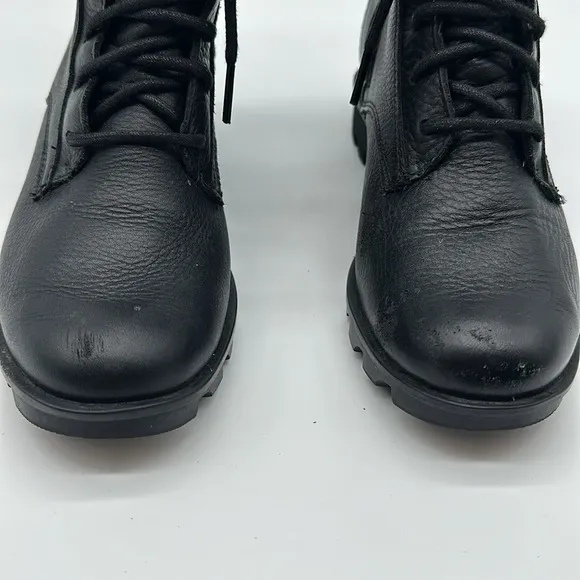 SOREL Phoenix Lace-Up Waterproof Combat Boots size