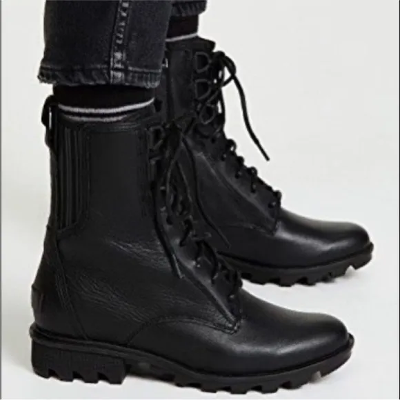 SOREL Phoenix Lace-Up Waterproof Combat Boots size