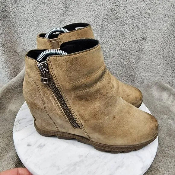Sorel Shoes Womens Size 7 Brown Leather Side Zip Wedge Ankle Booties *GUC*