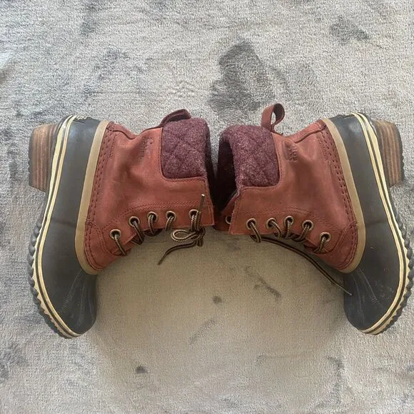 Sorel Slimpack II Lace up Duck Rain Boots Cranberry Women's Size 6.5