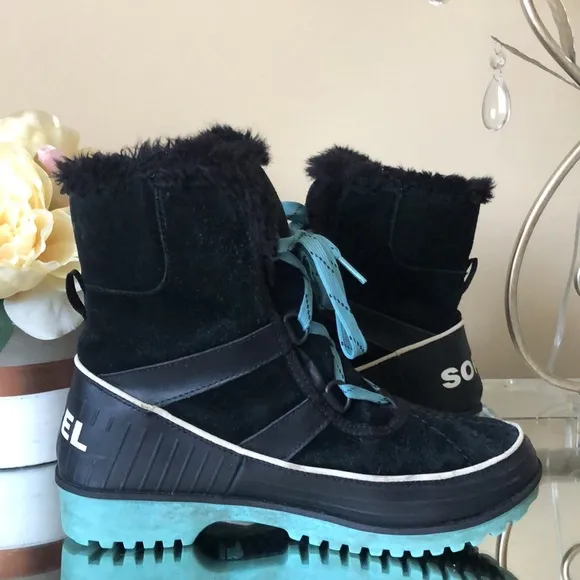Sorel Tivoli II Lace Up Boots
