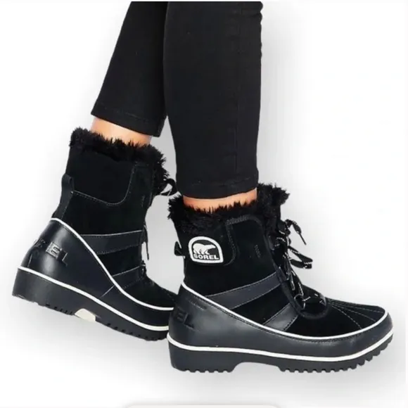 Sorel Tivoli II Lace Up Boots
