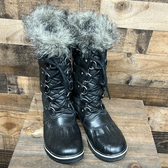 SOREL Tofino II Faux Fur Lined Waterproof Boots Womens 8 Black Lace Up Snow Rain