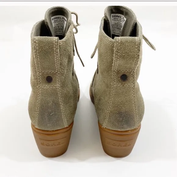 Sorel • Toronto tan gray lace up wedge boots