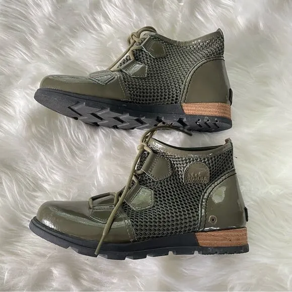Sorel Women’s Major Lace Mesh Boot Patent Leather Hunter Green Lace-Up Flats 6.5