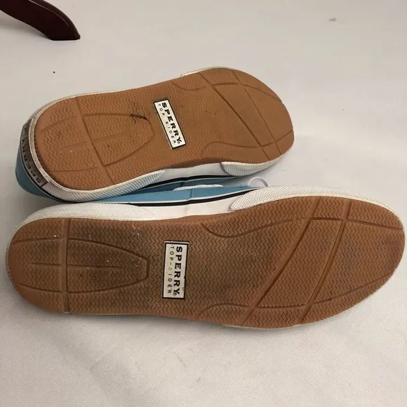 Sperry classic light blue boat shoe