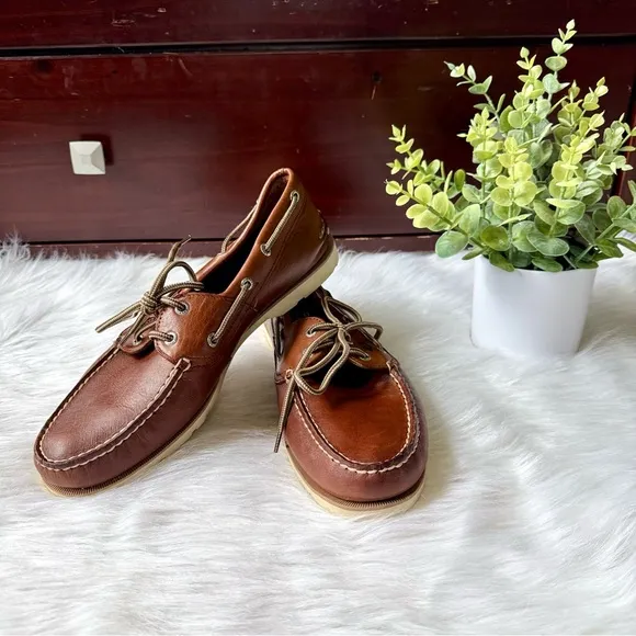 Sperry Top-Sider Authentic Original Leeward 2-Eye Classic Leather Boat Shoes