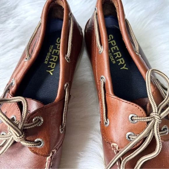 Sperry Top-Sider Authentic Original Leeward 2-Eye Classic Leather Boat Shoes