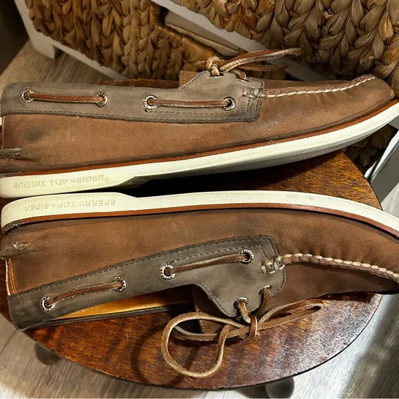 Sperry Topsider Gold Cup Leather Men's Brown Boat Shoe 2-Eye Lace Up Size 9