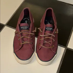Sperry Women's Burgundy Canvas Shoes