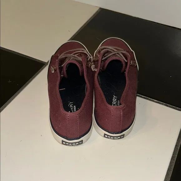 Sperry Women's Burgundy Canvas Shoes