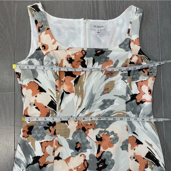 ST JOHN Collection Silk Floral Print Sheath Dress 10 Square Boat Neck Sleeveless