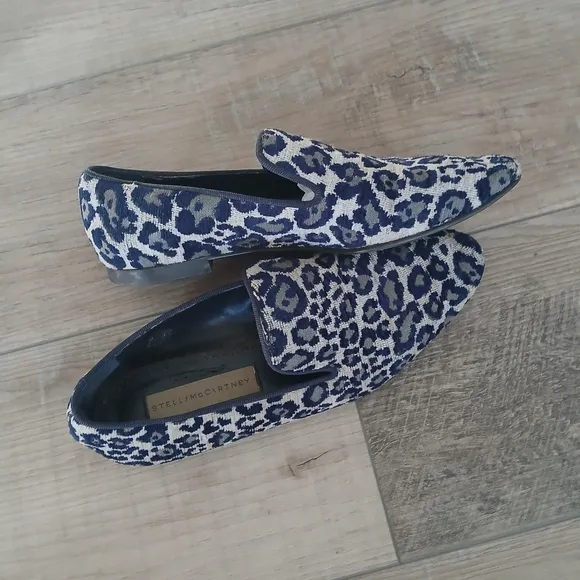 Stella McCartney cloth flats loafers in navy and beige. Size 36.5