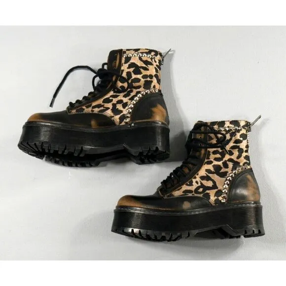 Steve Madden Avenger Studded Leopard Leather Platform Combat Boots W Size 6 EUC