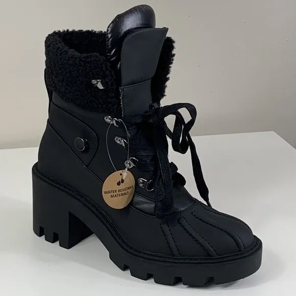 STEVE MADDEN black  boots size 8.5