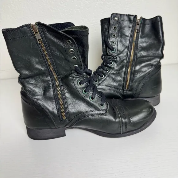 Steve Madden Combat Boots Black Leather Womens size 9