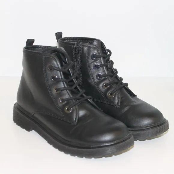 Steve Madden Combat Moto Black Zipped Boots Sz 4
