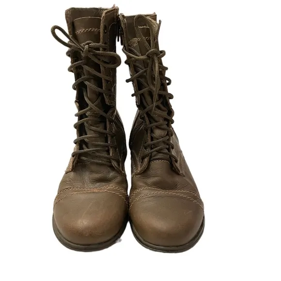 Steve Madden Lace Up Granny Leather  Combat Boots. Size 6.5