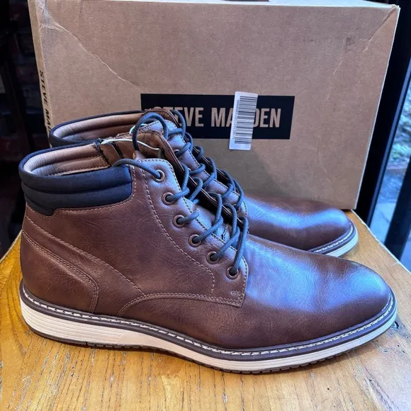 Steve Madden mens P-Jelen short lace up chukka boots cognac 12