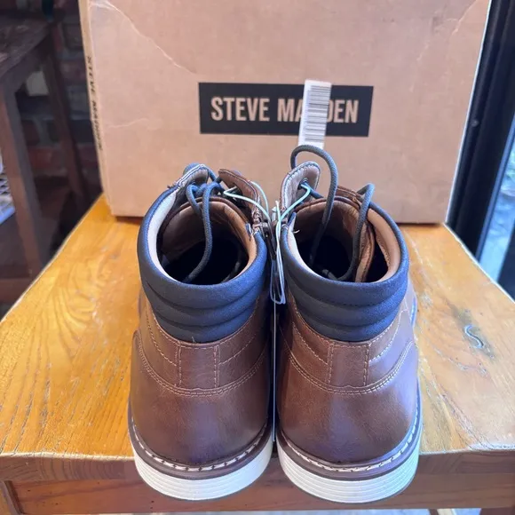 Steve Madden mens P-Jelen short lace up chukka boots cognac 12