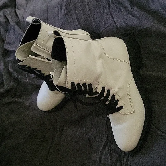 Steve Madden White Leather Combat Boots