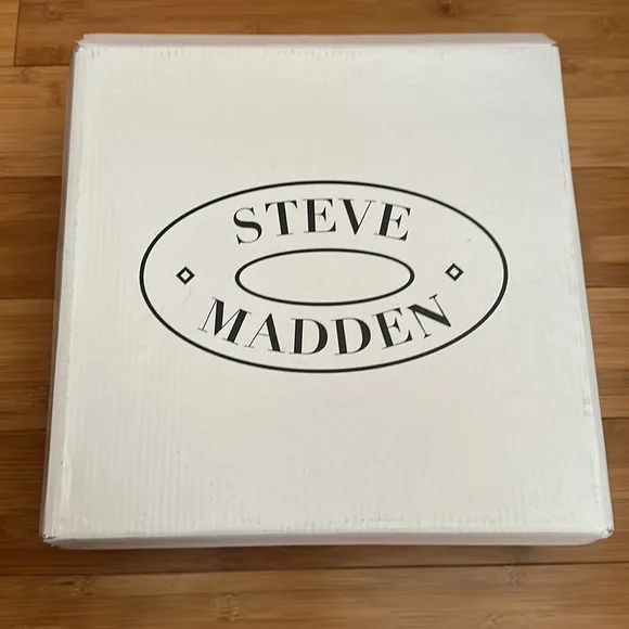 Steve Madden Women’s Leather Tornado Combat Boots