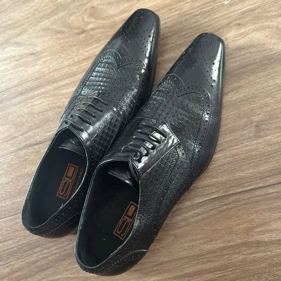 Steven Land Black Leather Oxford Shoes