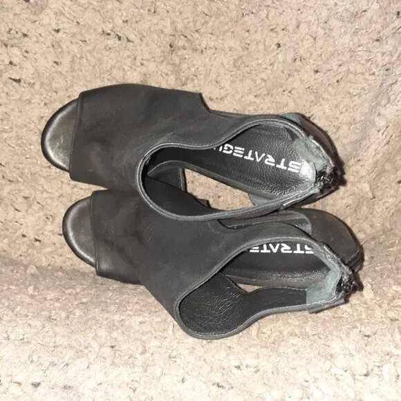 STRATEGIA-Black Oiled Suede Platform Wedges-Back Zip-Sz 36-Near Mint