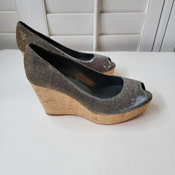 Stuart Weitzman Anna Corkswoon Peep Toe Wedges. Metallic Grey Size 8M