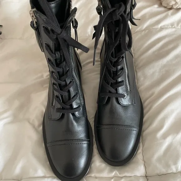 Stuart Weitzman brand new boots