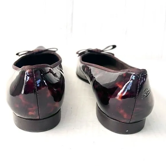 Stuart Weitzman Patent Leather Pointed Toe Tortoise Flats with bow 10 narrow