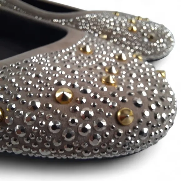STUART WEITZMAN Studded Gold Silver Ballet Flats Jewelled Taupe Tan Gray 8.5