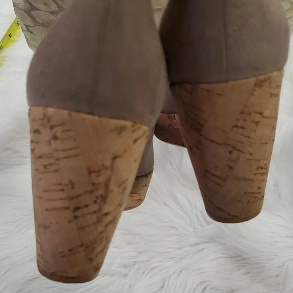 Stuart Weitzman  Suede Platform Wedges with Cork Heel Size 9.5